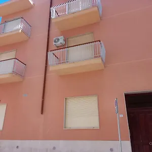 https://casa-vacanze-ferro.sicilyhotelsitaly.net